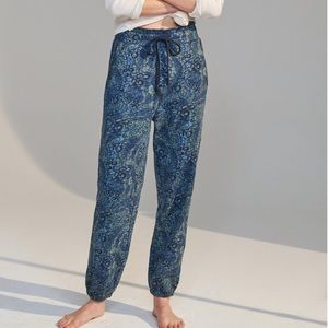 NWT Anthropologie Camilla Knit Joggers